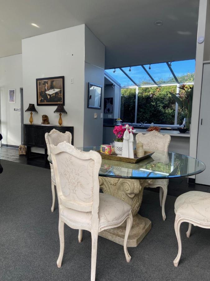 Maison Blue - Chic Inner City Townhouse Napier Εξωτερικό φωτογραφία